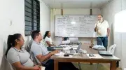 fortalecer las economías propias
