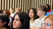 "El ser humano necesita de vínculos reales que nos sostengan"