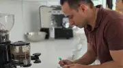 Caficultores fortalecen sus competencias técnicas con la Credencial en Café de la Javeriana Cali 