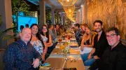 Egresados de Economía fortalecen redes profesionales y conocen la evolución de su programa académico
