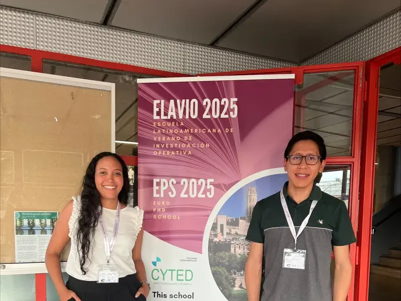 El poder de la investigación: estudiantes javerianos ganan beca para participar en ELAVIO 2025 