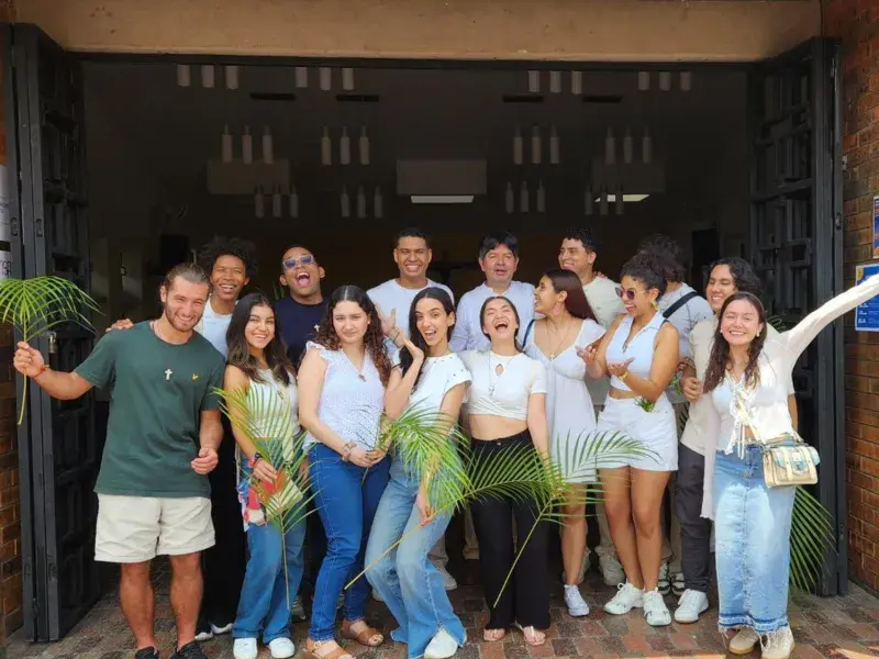 “Aprendí a caminar”: la transformación de un estudiante europeo en las calles de Cali 