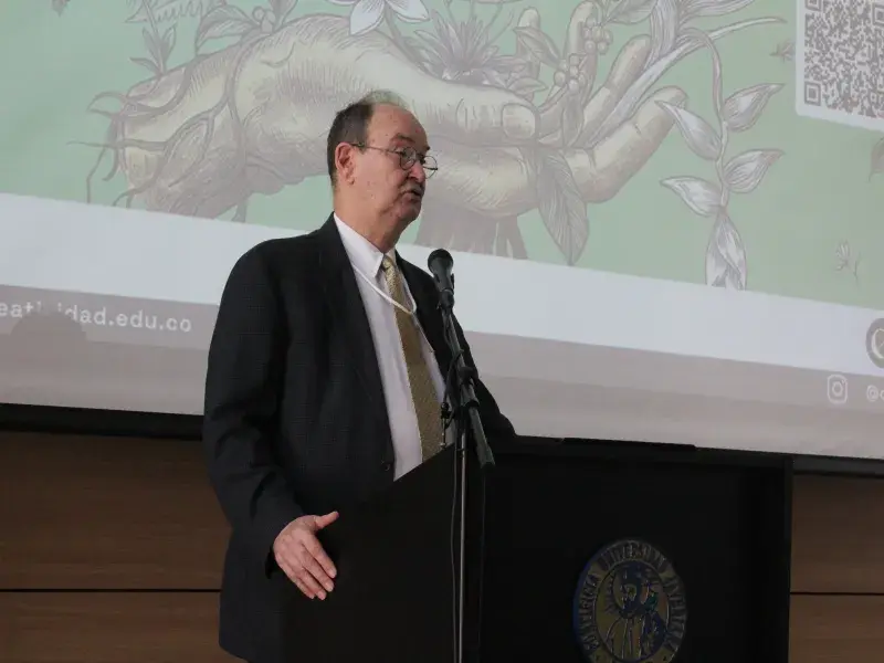Padre Rector Vicente Durán Casas, SJ en la inauguración del VII Encuentro Javeriano de Arte y Creatividad
